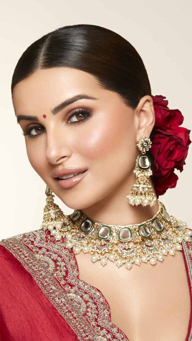 Bobby Brown India first launched the Bridal campaign with Tara Sutia: Bollywood News - IHNS Bobby Brown India starts the first bridal campaign with Tara Sutia