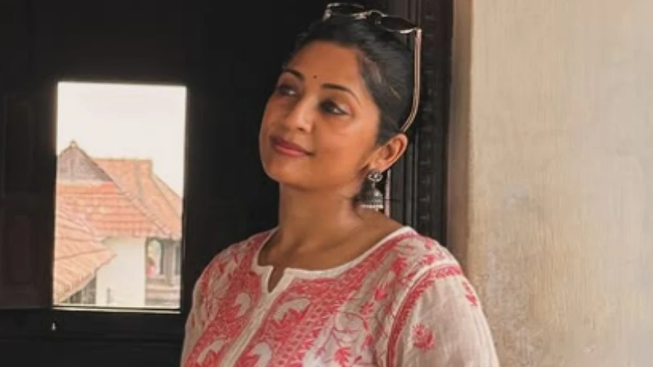 Malayalam actress Navya Nair breaks silence on Rs 1.14 Lakh fine for wearing Jasmine flowers at Melbourne Airport: ‘I have 28 days time…’