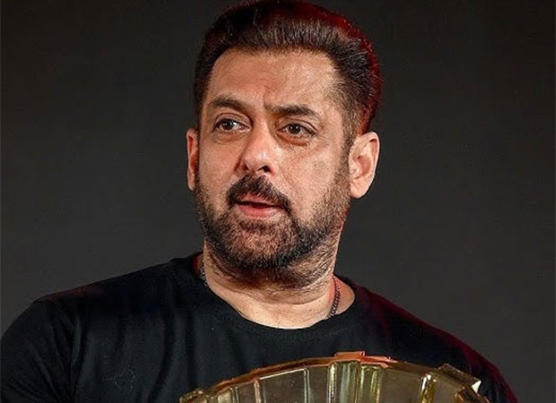 Salman Khan took a week's break to fix injuries before the next battle of Galwan schedule; Inside deets! : Bollywood News - IHNS Salman Khan took a week's break to fix injuries before the next battle of Galwan schedule; Inside deets!