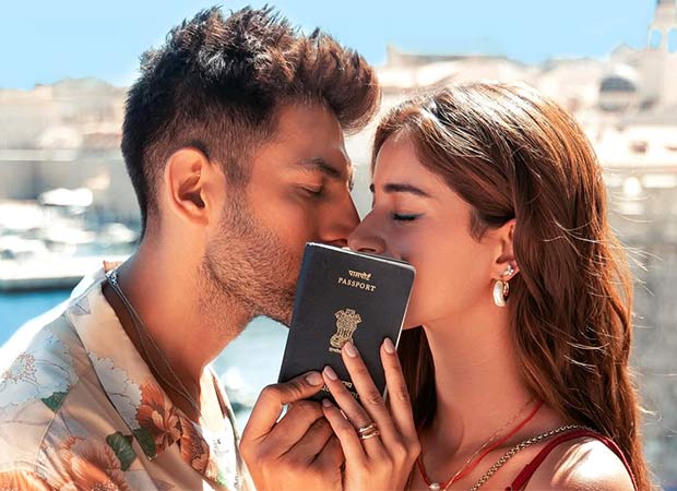 First look of 'Tu Meri Main Tera...' released on Ananya Panday's 27th birthday, trailer to be released on Kartik Aryan's big day: Report: Bollywood News - IHNS First look of 'Tu Meri Main Tera...' released on Ananya Pandey's 27th birthday, trailer to come on Kartik Aryan's big day: Report