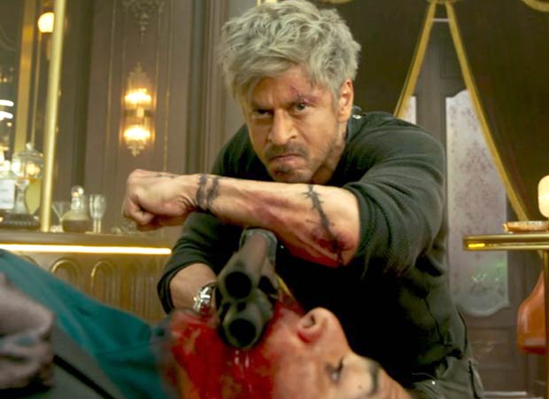 Shahrukh Khan looks furious in the teaser of Siddharth Anand's explosive King; Her salt-and-pepper look revealed as birthday surprise : Bollywood News - Bollywood Hungama
