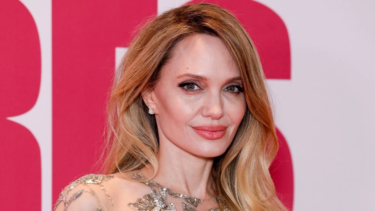 Angelina Jolie: courtesy of Getty Images