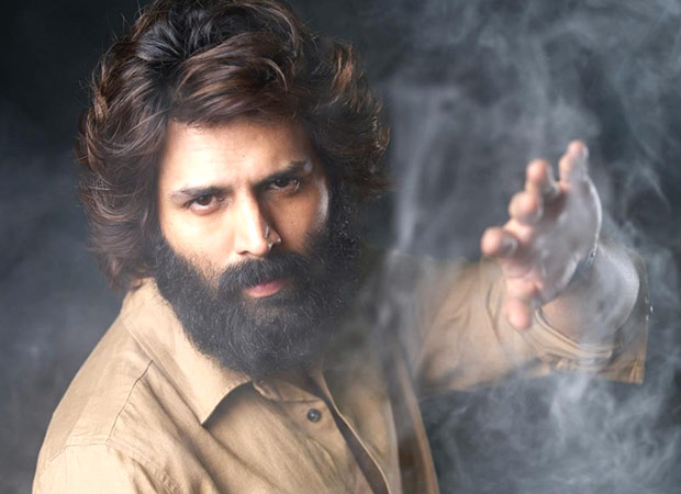 Exclusive: T-Series comes up with Kartik Aryan-starrer Captain India; Directed by Chak De India director Shimit Amin Exclusive: T-Series comes up with Kartik Aryan-starrer Captain India; Directed by Chak De India director Shimit Amin
