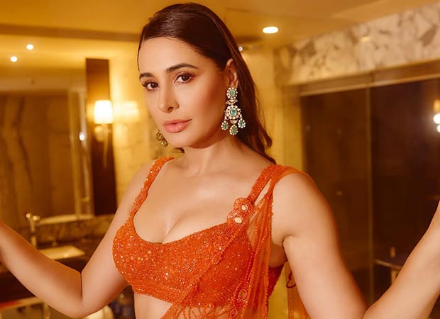 Nargis Fakhri reveals stem cell treatment for knee injuries; Shared his recovery update : Bollywood News - IHNS Nargis Fakhri reveals stem cell treatment for knee injuries; shares her recovery update