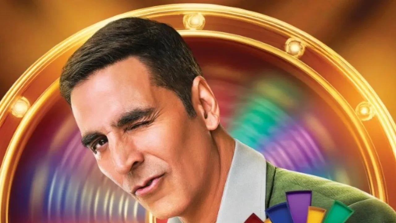 Wheel of Fortune Exclusive: Akshay Kumar's contract extended by 25 episodes, hits the small screen for the third time (PC: Akshay Kumar on Instagram)