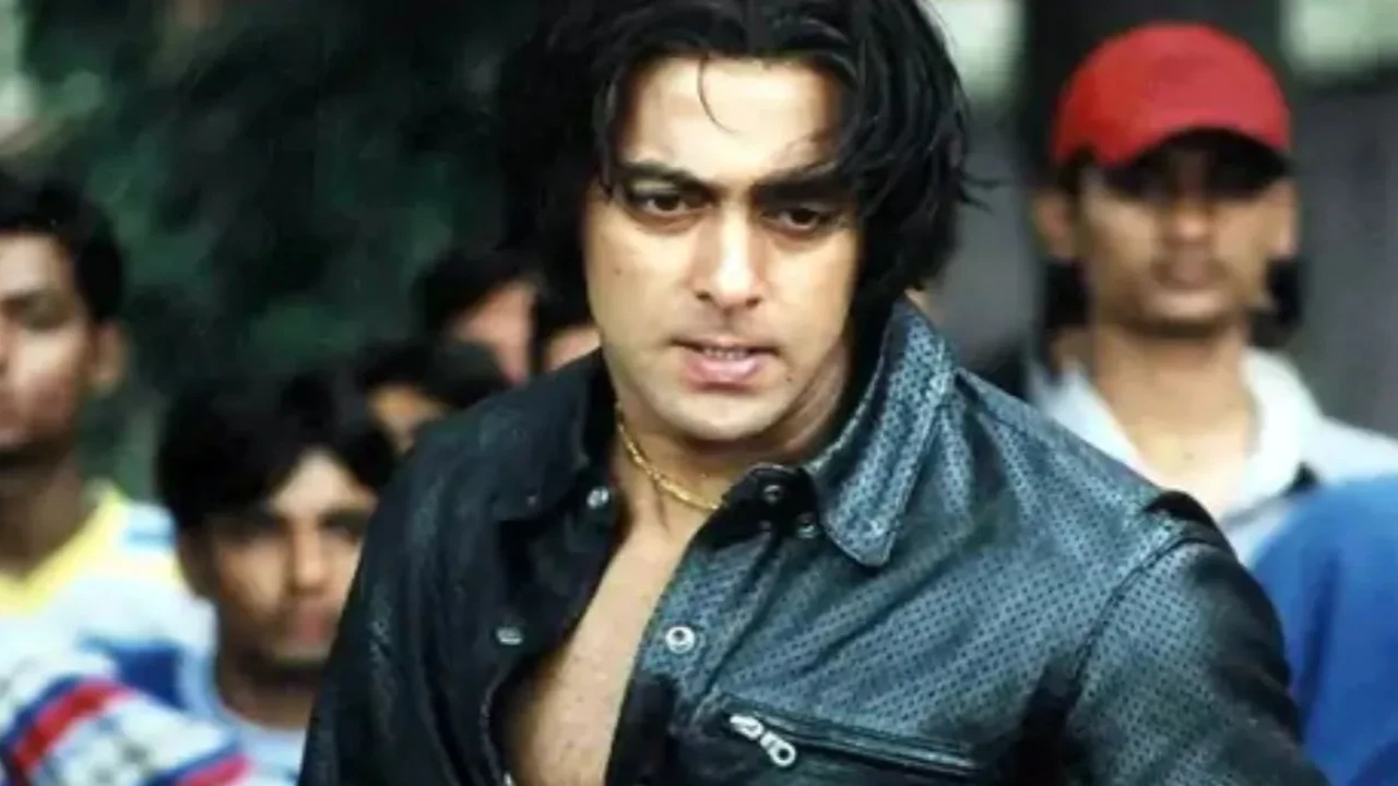 Tere Naam re-release box office collection: Salman Khan's cult classic earns Rs 1.25 crore in first week Tere Naam Re-Release Box Office Collections: Salman Khan's cult classic earns Rs 1.25 crore in 1st week