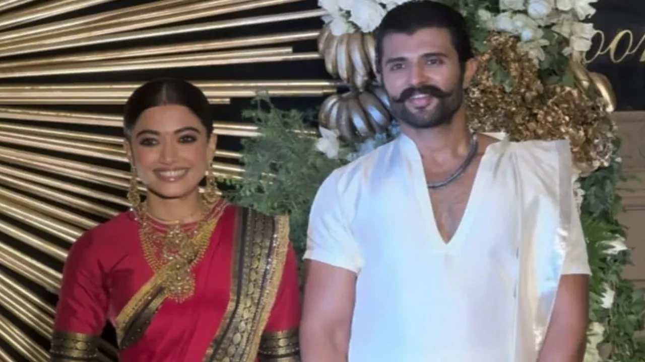Vijay Deverakonda and Rashmika Mandanna exude grandeur at their wedding reception; Video Vijay Deverakonda and Rashmika Mandanna exude elegance at their wedding reception; VIDEO