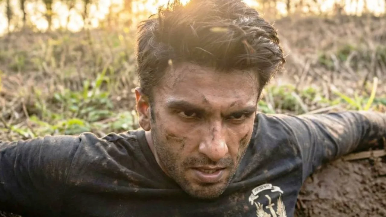 Dhurandhar The Revenge Box Office Collection: Ranveer Singh starrer remains below Rs 1 crore on 6th Monday, Cum crosses Rs 970 crore mark Dhurandhar The Revenge Box Office Collections: Ranveer Singh starrer goes under Rs 1 crore mark on 6th Monday, cume hits Rs 970 crore