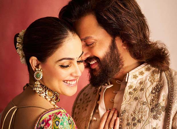 Riteish Deshmukh and Genelia Deshmukh appointed brand ambassadors of Maharashtra State Road Transport Corporation for five years Riteish Deshmukh and Genelia Deshmukh appointed brand ambassadors of Maharashtra State Road Transport Corporation for five years