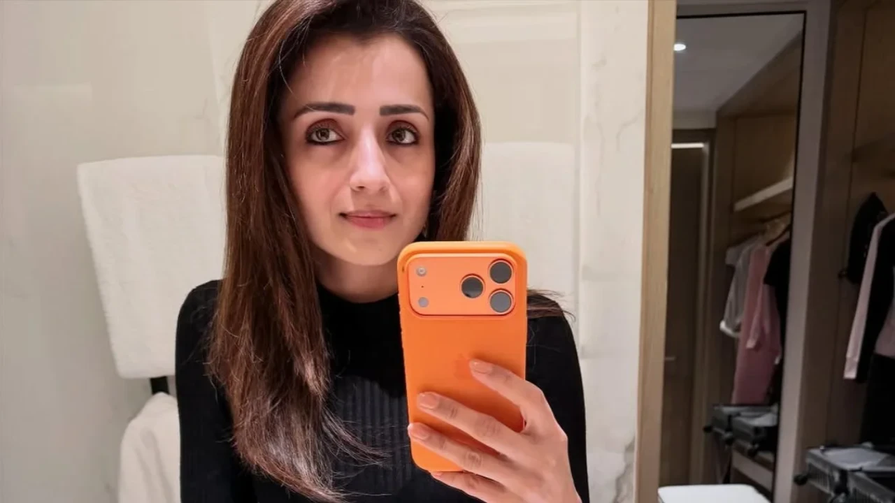 Trisha Krishnan refutes rumors of quitting cinema: 'Married to a rich businessman, did we cover today's fiction quota?' Trisha Krishnan slams rumors about quitting cinema