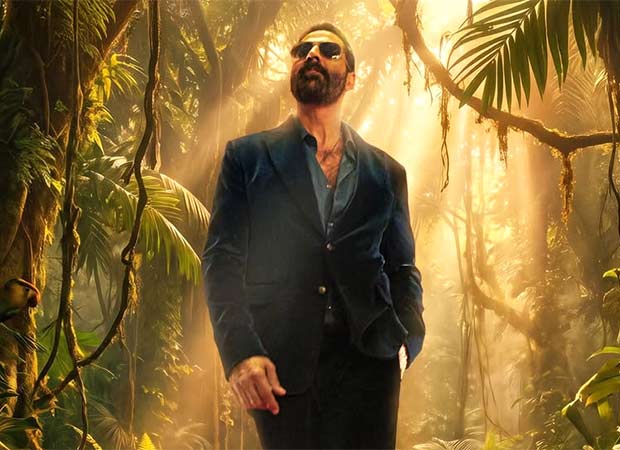 Akshay Kumar exudes vintage charm in the new look of Welcome to the Jungle Akshay Kumar exudes vintage charm in the new look of Welcome to the Jungle