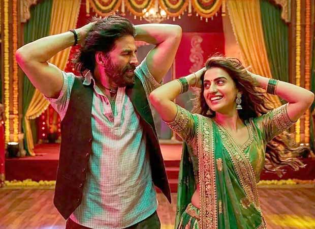 Akshay Kumar's Ghis Ghis Ghis is not here to win over critics; It's here to hijack weddings, reels and meme pages Akshay Kumar's Ghis Ghis Ghis is not here to win over critics; It's here to hijack weddings, reels and meme pages