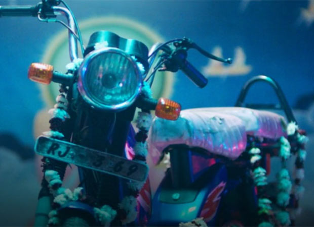 Dug Dug OTT release: Ritwik Pareek's award-winning satirical comedy arrives on Prime Video Dug Dug OTT release: Ritwik Pareek's award-winning satirical comedy arrives on Prime Video
